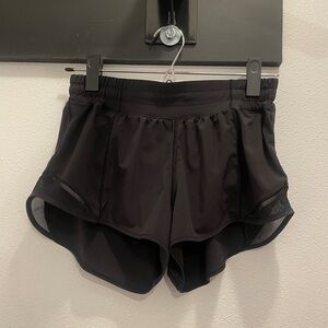 Hotty Hot Low-Rise Lined Short 2.5"